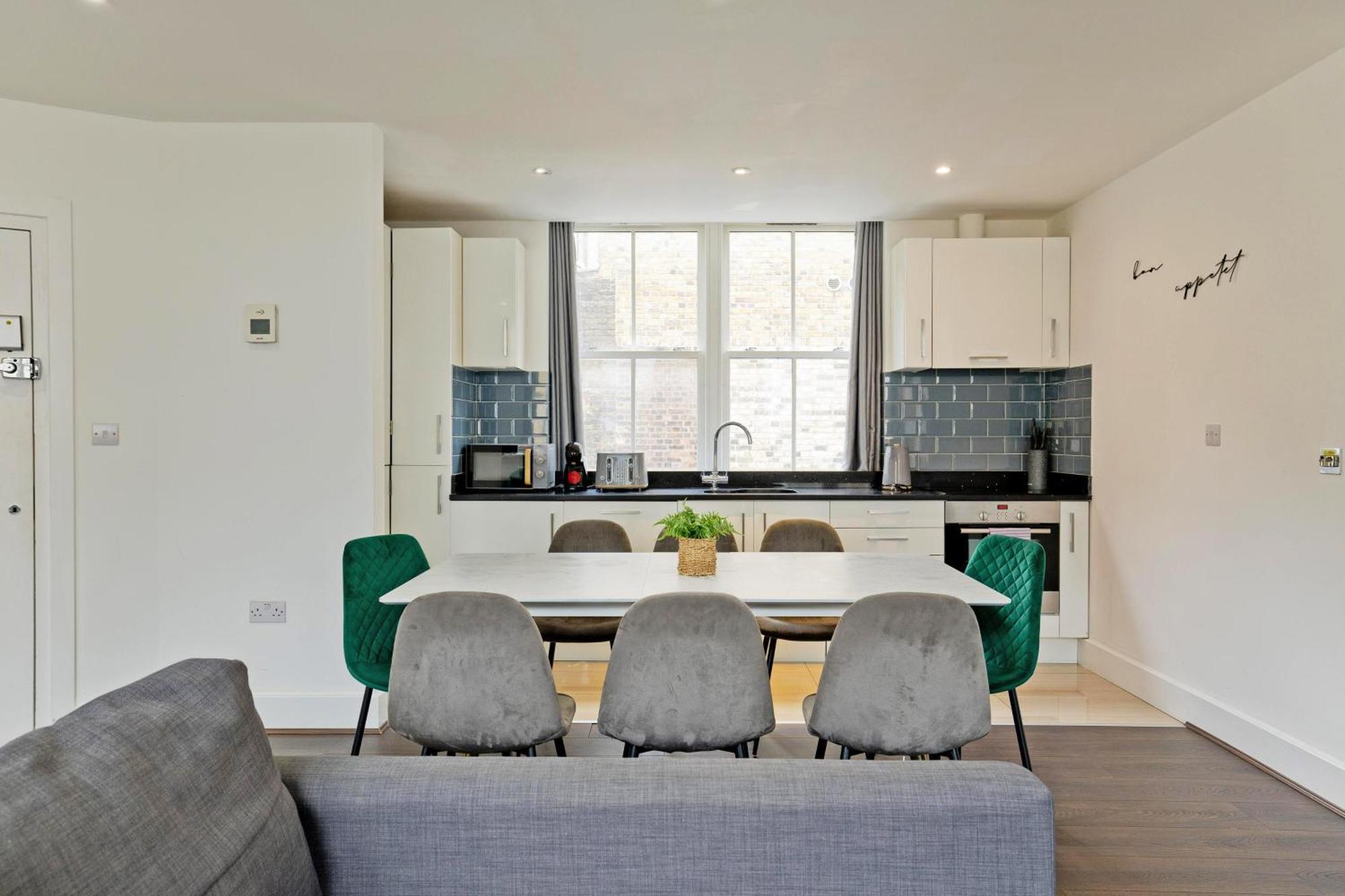 Imperial Liverpool Street Apartments Лондон Экстерьер фото
