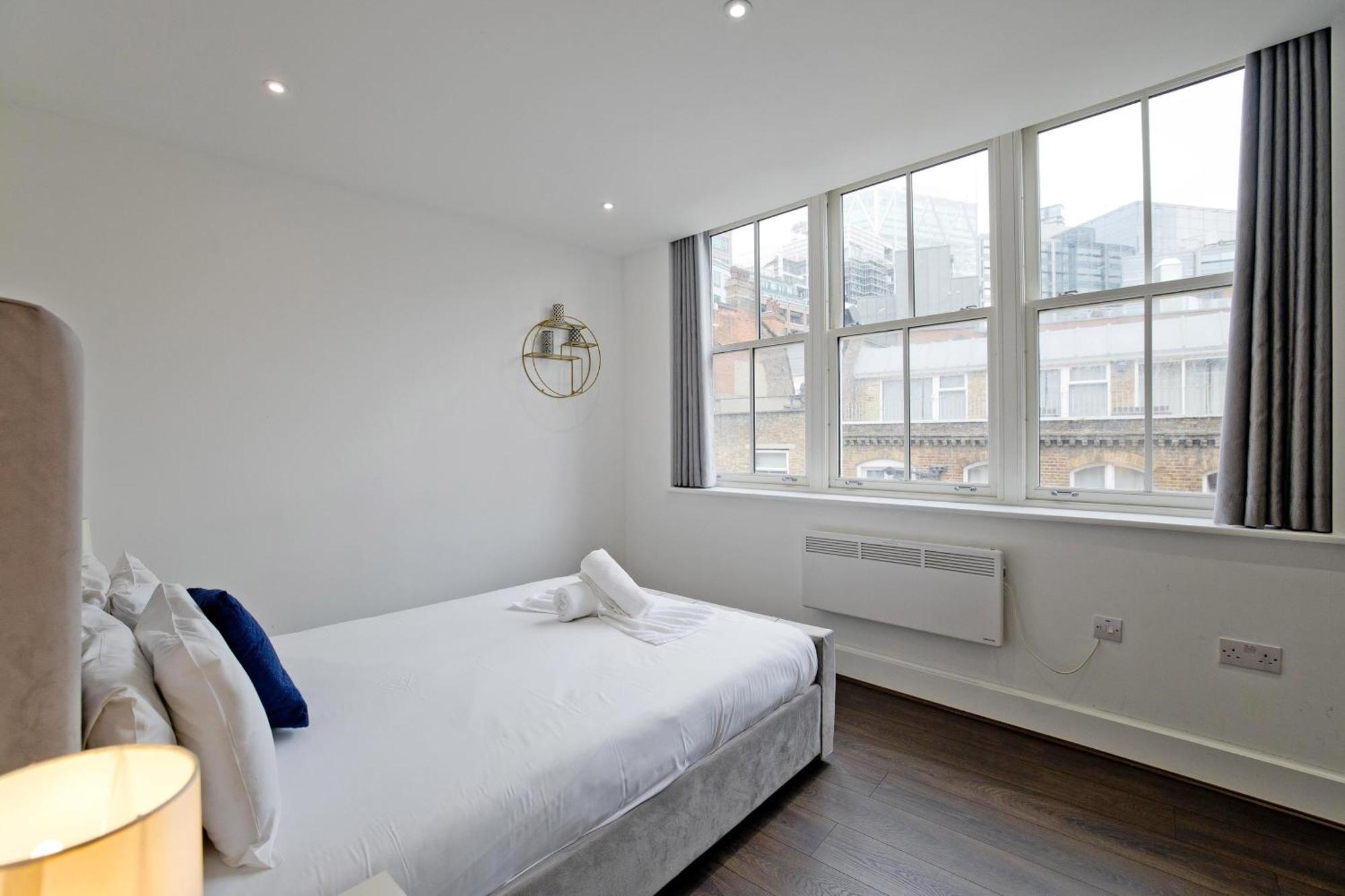 Imperial Liverpool Street Apartments Лондон Экстерьер фото