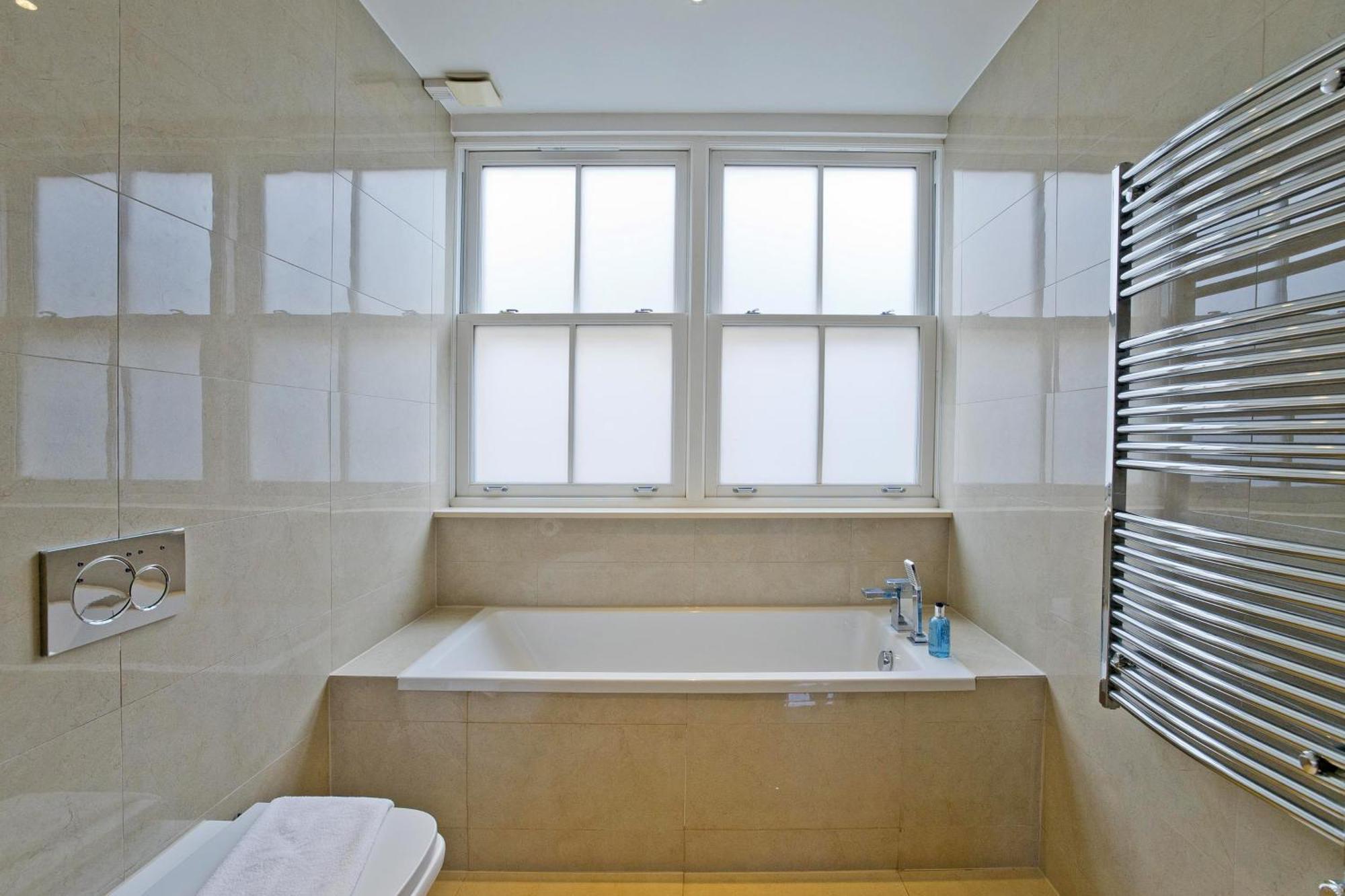 Imperial Liverpool Street Apartments Лондон Экстерьер фото