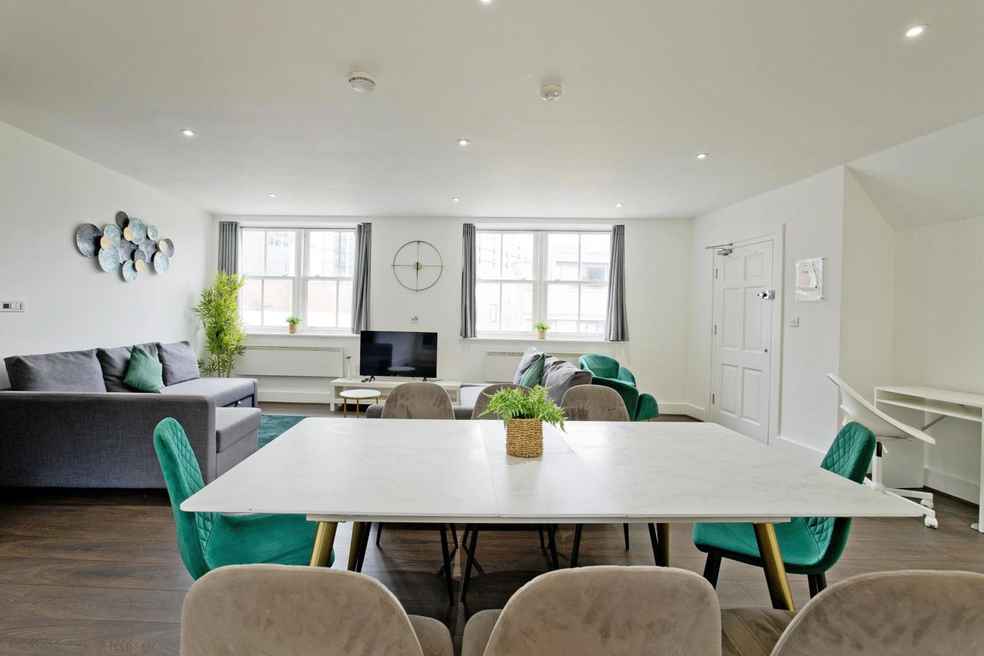 Imperial Liverpool Street Apartments Лондон Экстерьер фото