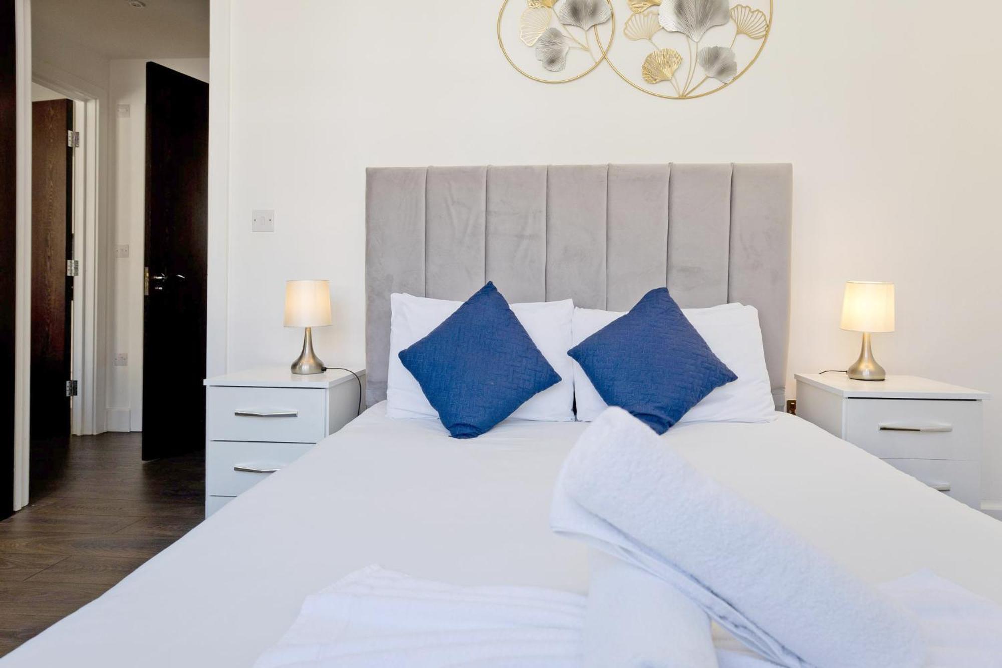 Imperial Liverpool Street Apartments Лондон Экстерьер фото