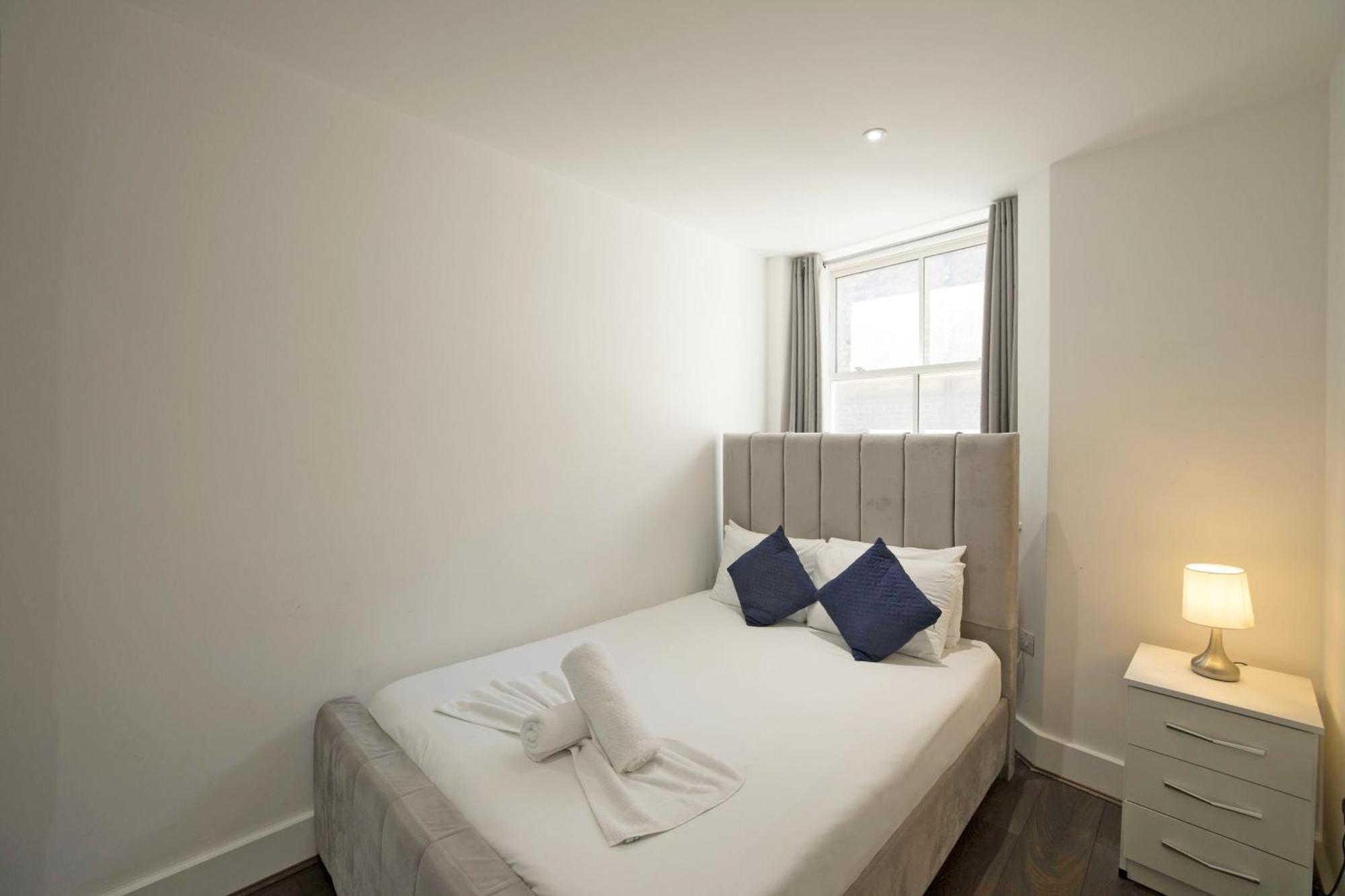 Imperial Liverpool Street Apartments Лондон Экстерьер фото