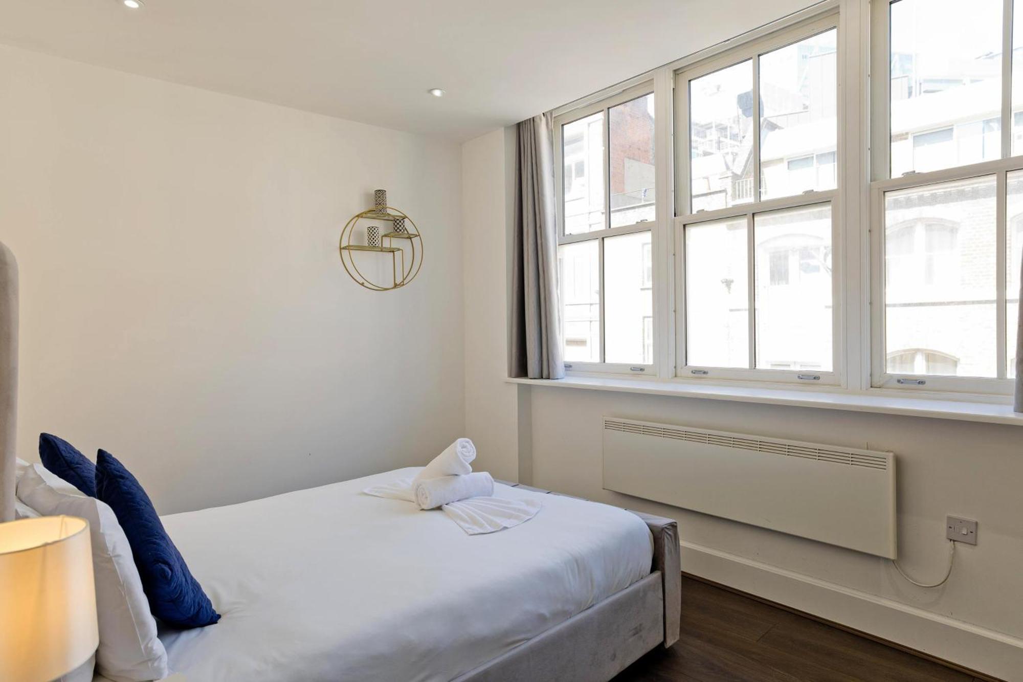 Imperial Liverpool Street Apartments Лондон Экстерьер фото